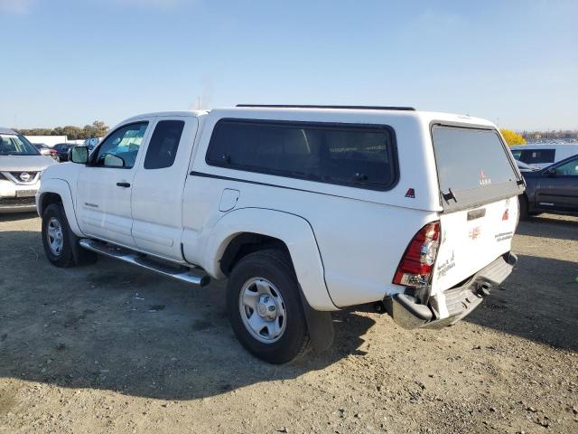 5TFTU4GN0FX071242 - 2015 TOYOTA TACOMA PRERUNNER ACCESS CAB WHITE photo 2