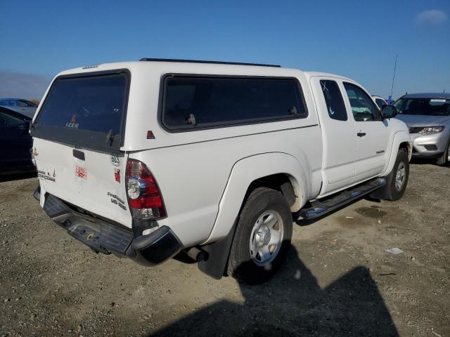 5TFTU4GN0FX071242 - 2015 TOYOTA TACOMA PRERUNNER ACCESS CAB WHITE photo 3