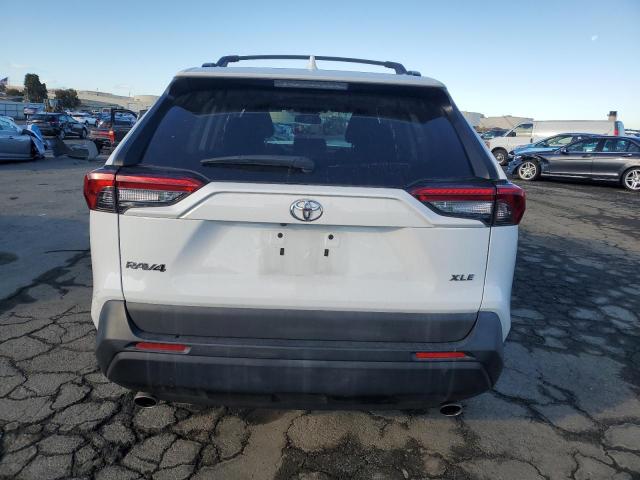 2T3W1RFV9KW043314 - 2019 TOYOTA RAV4 XLE WHITE photo 6