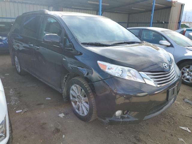 5TDDZ3DC9HS163557 - 2017 TOYOTA SIENNA XLE BLACK photo 4