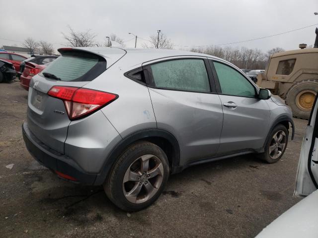 3CZRU6H39JG713807 - 2018 HONDA HR-V LX GRAY photo 3