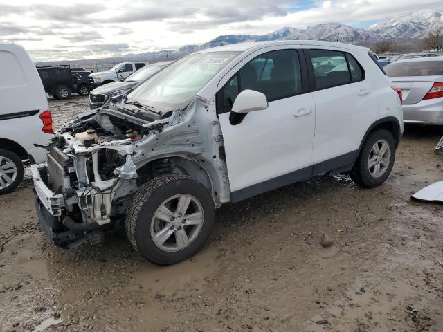 KL7CJNSB2JB565438 - 2018 CHEVROLET TRAX LS WHITE photo 1