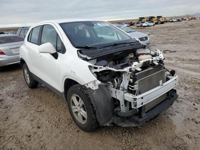 KL7CJNSB2JB565438 - 2018 CHEVROLET TRAX LS WHITE photo 4