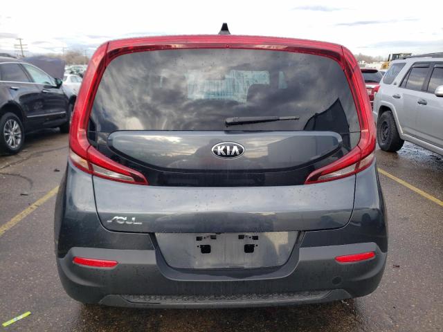 KNDJ23AU2L7042988 - 2020 KIA SOUL LX GRAY photo 6