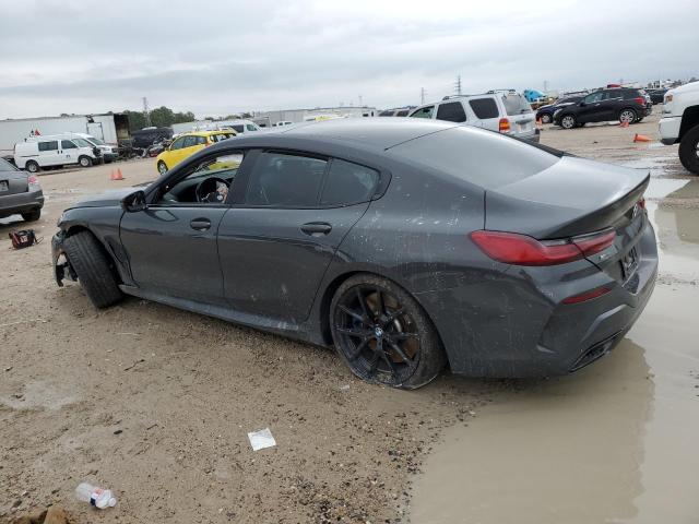 WBAGV8C04NCJ47631 - 2022 BMW M850XI GRAY photo 2