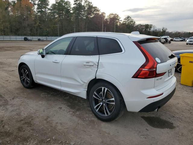 YV4A22RK6L1609281 - 2020 VOLVO XC60 T6 MOMENTUM WHITE photo 2