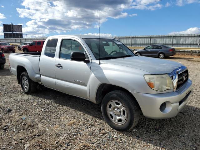 5TETX22N05Z114598 - 2005 TOYOTA TACOMA ACCESS CAB ვერცხლისფერი ფოტო 4