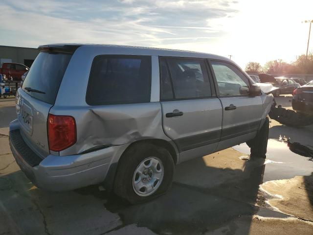 2HKYF18164H562014 - 2004 HONDA PILOT LX SILVER photo 3