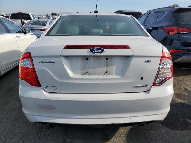 3FAHP0HG3BR166201 - 2011 FORD FUSION SE WHITE photo 6