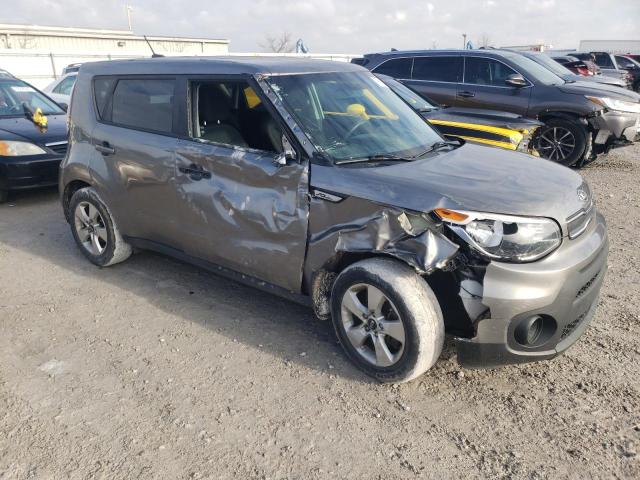 KNDJN2A20H7436030 - 2017 KIA SOUL GRAY photo 4