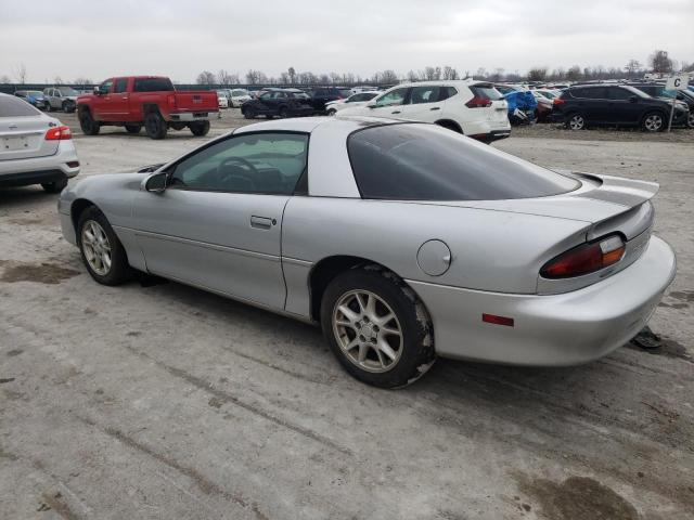 2G1FP22KX22136615 - 2002 CHEVROLET CAMARO SILVER photo 2