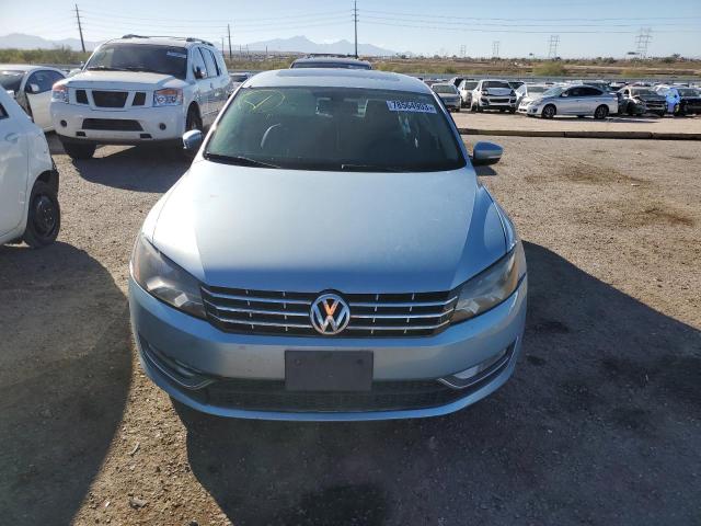 1VWBN7A32DC104468 - 2013 VOLKSWAGEN PASSAT SE BLUE photo 5