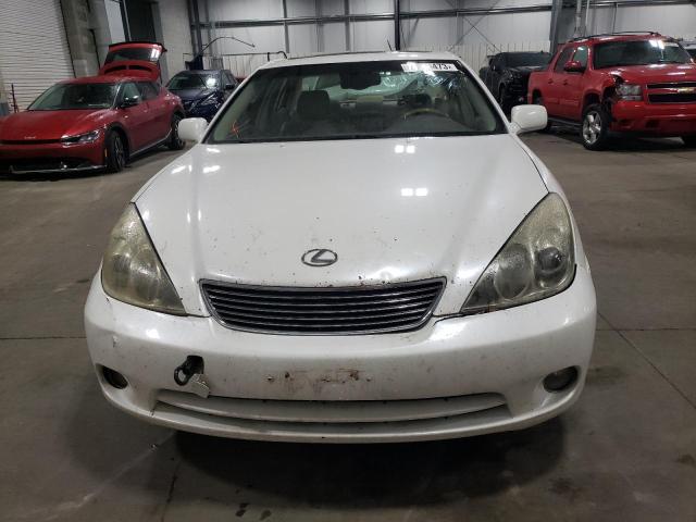 JTHBA30G055106042 - 2005 LEXUS ES 330 WHITE photo 5