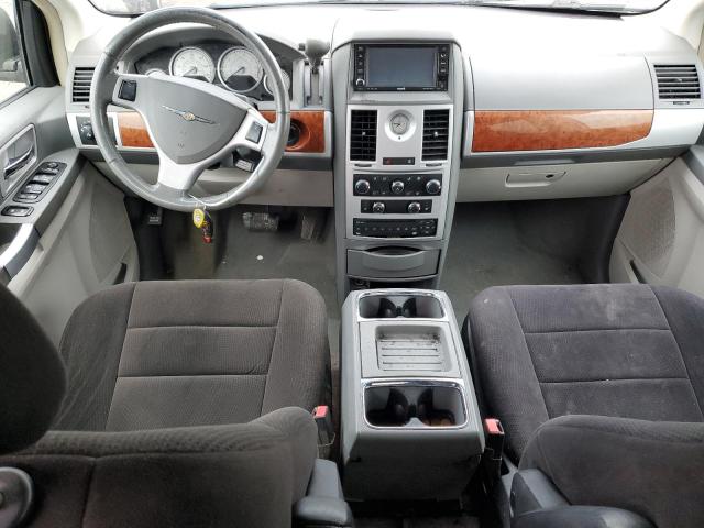 2A8HR54PX8R821372 - 2008 CHRYSLER TOWN & COU TOURING ვერცხლისფერი ფოტო 8