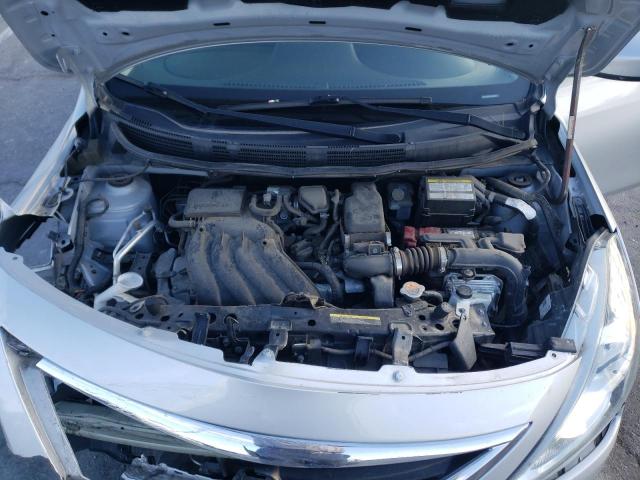 3N1CN7AP9HL896139 - 2017 NISSAN VERSA S SILVER photo 11