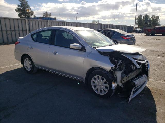 3N1CN7AP9HL896139 - 2017 NISSAN VERSA S SILVER photo 4