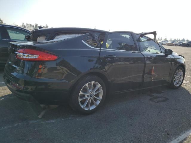 3FA6P0LU2KR142833 - 2019 FORD FUSION SE BLACK photo 3