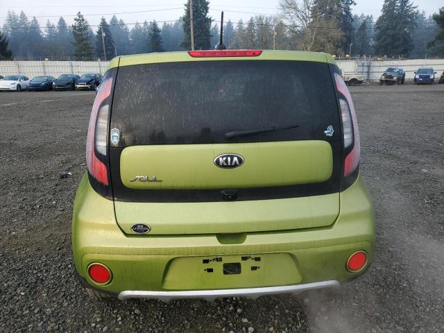 KNDJP3A51H7884237 - 2017 KIA SOUL + GREEN photo 6