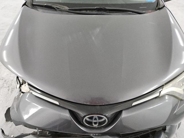 JTMZFREV7JJ745077 - 2018 TOYOTA RAV4 LE CHARCOAL photo 12