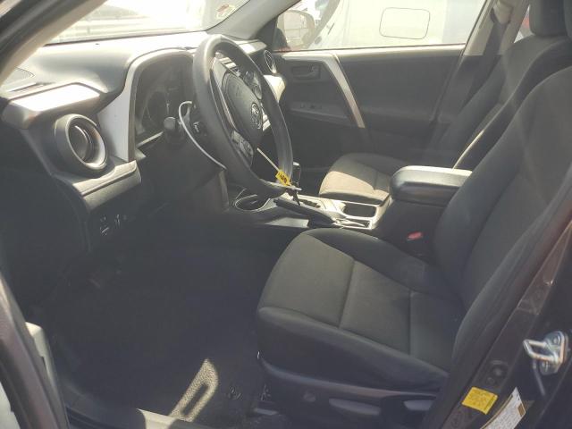 JTMZFREV7JJ745077 - 2018 TOYOTA RAV4 LE CHARCOAL photo 7