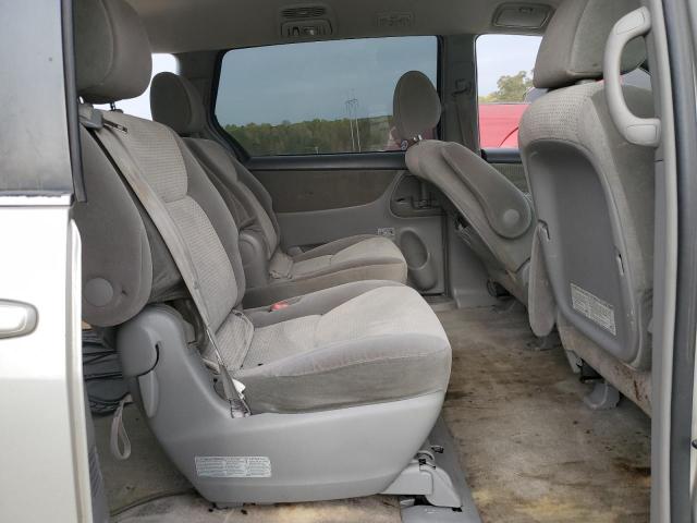 5TDZK23C39S285452 - 2009 TOYOTA SIENNA CE SILVER photo 11