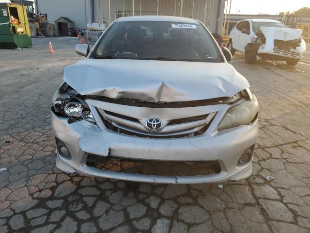 2T1BU4EE3BC596853 - 2011 TOYOTA COROLLA BASE SILVER photo 5