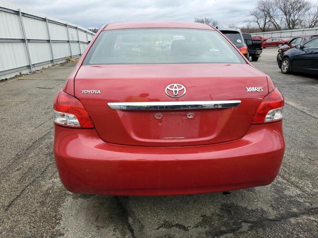 JTDBT923171115934 - 2007 TOYOTA YARIS RED photo 6