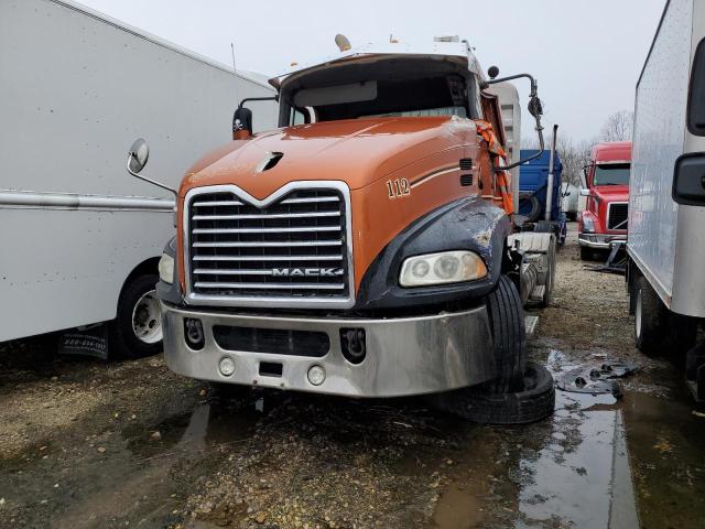 1M1AW07Y4CM020831 - 2012 MACK 600 CXU600 ORANGE photo 2