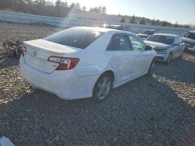 4T1BF1FK6CU117774 - 2012 TOYOTA CAMRY BASE WHITE photo 3