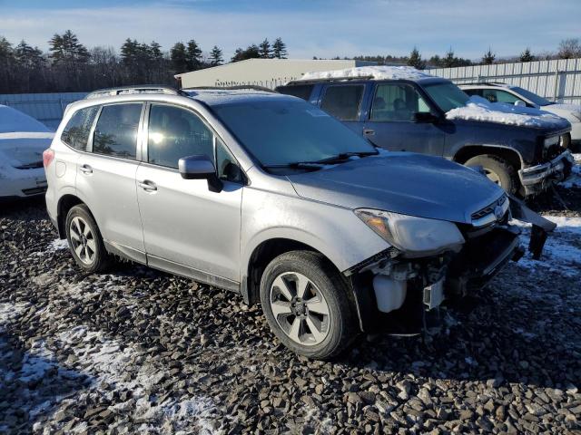 JF2SJAGCXJH547695 - 2018 SUBARU FORESTER 2.5I PREMIUM SILVER photo 4