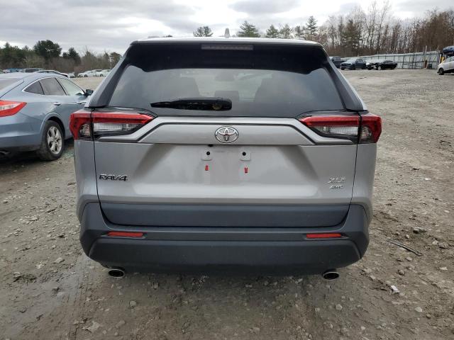 2T3P1RFV9MW189168 - 2021 TOYOTA RAV4 XLE GRAY photo 6