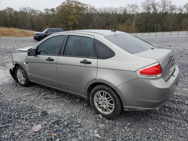 1FAHP35N48W129930 - 2008 FORD FOCUS SE SILVER photo 2