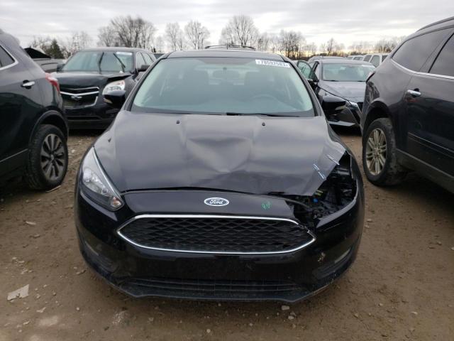 1FADP3M23JL294557 - 2018 FORD FOCUS SEL BLACK photo 5