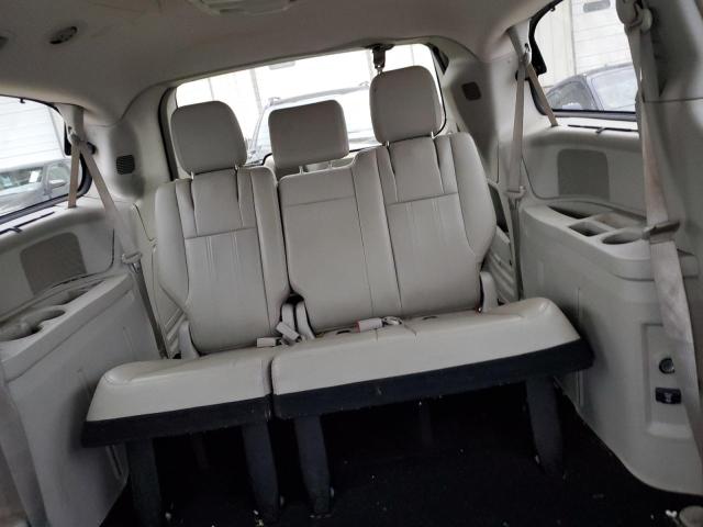 2A4RR8DG2BR610844 - 2011 CHRYSLER TOWN & COU TOURING L BLACK photo 10