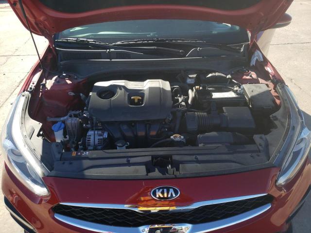 3KPF54AD4ME288316 - 2021 KIA FORTE EX RED photo 11