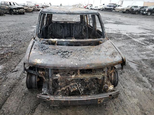 JTLKT324964105207 - 2006 TOYOTA SCION XB BURN photo 5