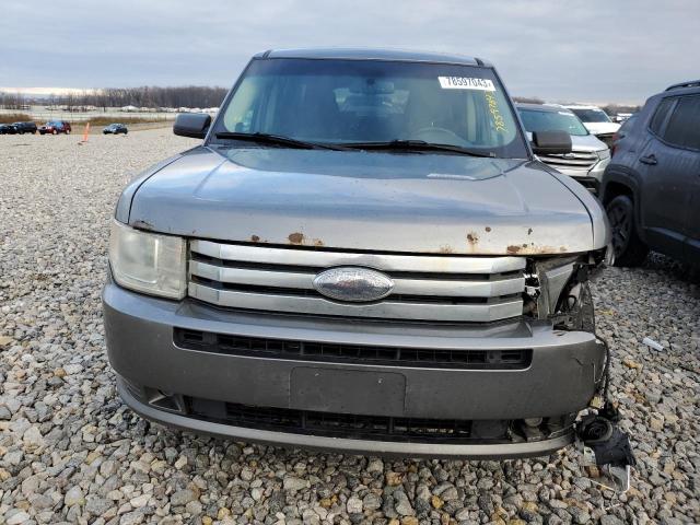 2FMGK5BCXABA23181 - 2010 FORD FLEX SE GRAY photo 5