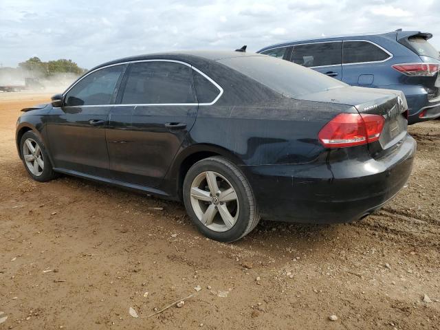 1VWBP7A31DC044189 - 2013 VOLKSWAGEN PASSAT SE BLACK photo 2