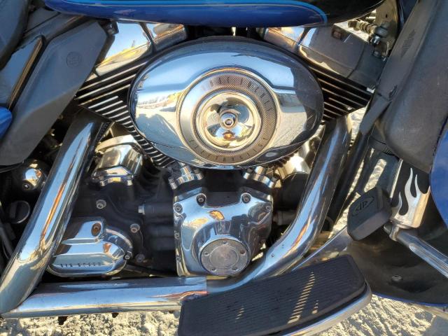 1HD1FC4198Y607484 - 2008 HARLEY-DAVIDSON FLHTCUI BLUE photo 7