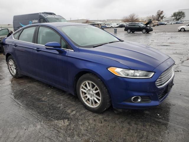 3FA6P0H72GR193341 - 2016 FORD FUSION SE BLUE photo 4