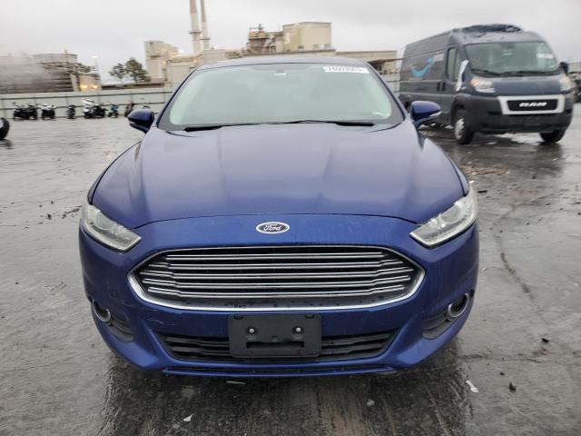 3FA6P0H72GR193341 - 2016 FORD FUSION SE BLUE photo 5