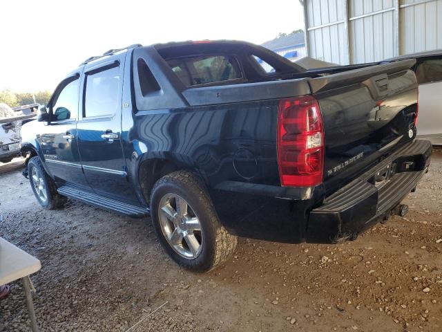 3GNTKGE30BG400150 - 2011 CHEVROLET AVALANCHE LTZ BLACK photo 2