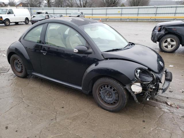 3VWPW3AG9AM020611 - 2010 VOLKSWAGEN NEW BEETLE BLACK photo 4