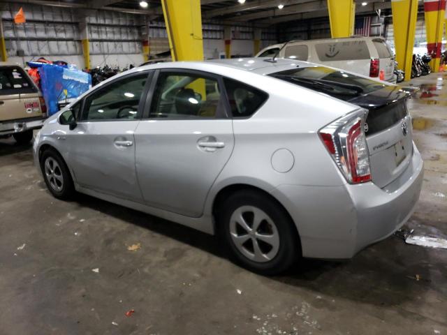 JTDKN3DU4F1890367 - 2015 TOYOTA PRIUS SILVER photo 2