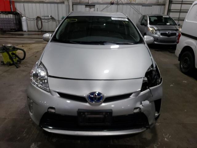 JTDKN3DU4F1890367 - 2015 TOYOTA PRIUS SILVER photo 5