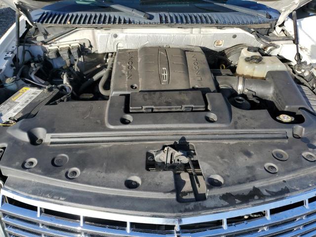 5LMJJ2H52BEJ01696 - 2011 LINCOLN NAVIGATOR 白色 照片 12