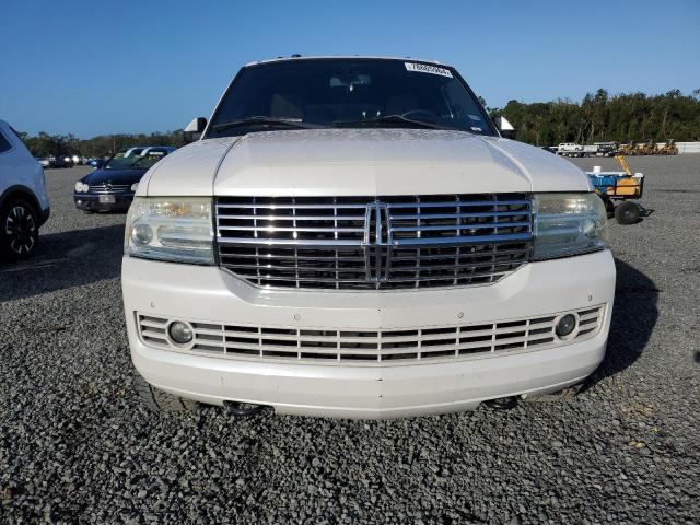 5LMJJ2H52BEJ01696 - 2011 LINCOLN NAVIGATOR 白色 照片 5