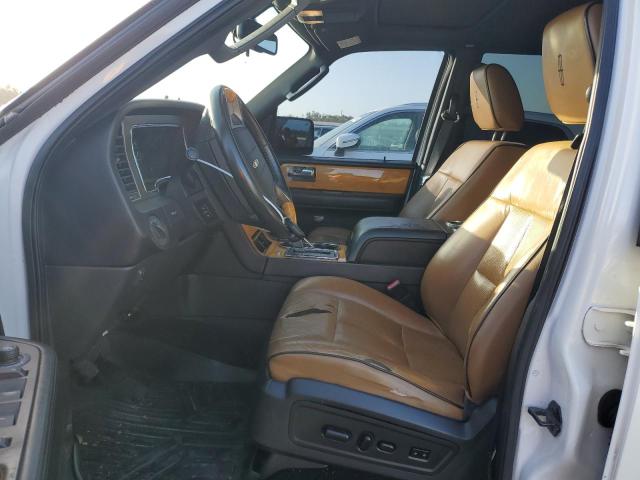 5LMJJ2H52BEJ01696 - 2011 LINCOLN NAVIGATOR 白色 照片 7