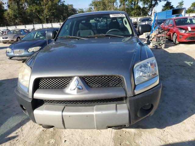 1Z7HT32N96S547869 - 2006 MITSUBISHI RAIDER DUROCROSS GRAY photo 5