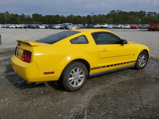 1ZVFT80N465230192 - 2006 FORD MUSTANG YELLOW photo 3